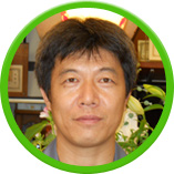 主任/小杉賢一